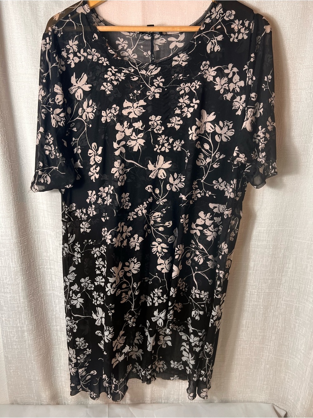 Lane Bryant Black Floral Swim Coverup with White Floral Print PLUS SIZE 18-20